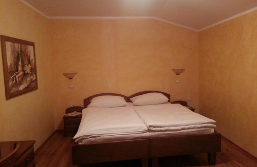 Crnice House | Arkade turizem