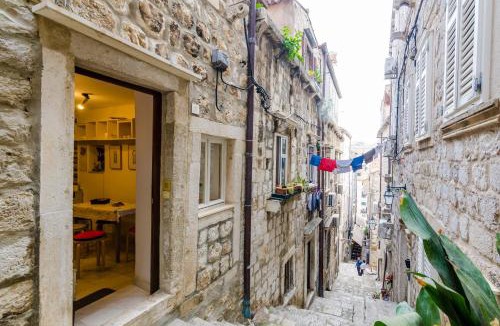 Dubrovnik Old Town Apartment | Art House Zanze