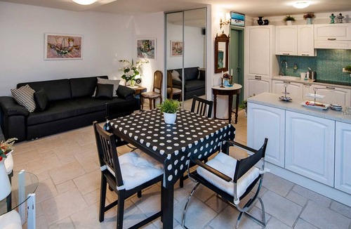 Rovinj Apartment | ART - One Bedroom Apartment in center