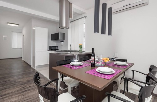 Kampor Apartment | Awesome apartment in Kampor with WiFi
