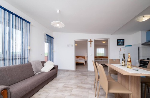 Kavran Apartment | Awesome apartment in Kavran with WiFi