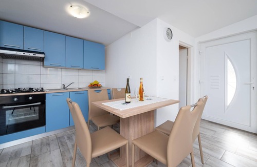 Kavran Apartment | Awesome apartment in Kavran with WiFi