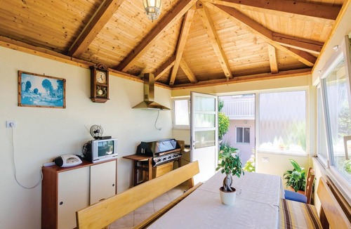Orasac Apartment | Awesome apartment in Orasac with WiFi