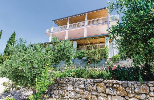 Orasac Apartment | Awesome apartment in Orasac with WiFi