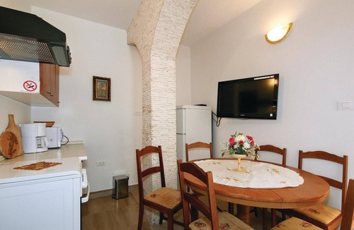 Lovrecica Apartment | Awesome apartment in Umag with WiFi