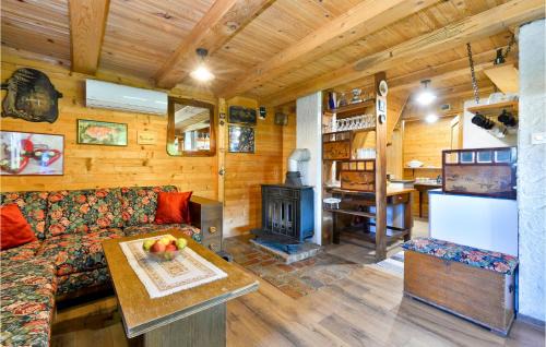 Bistra House | Awesome Home In Poljanica Bistranska