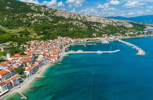 Baska House | Awesome home in Baska