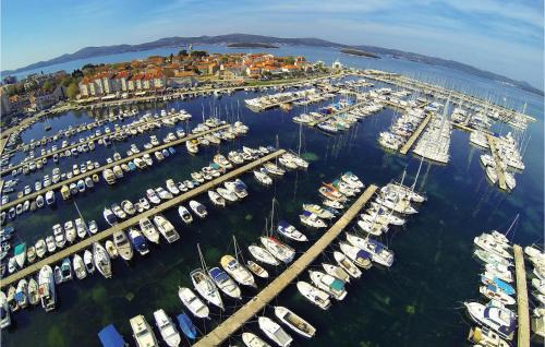 Tinj House | Awesome Home In Biograd