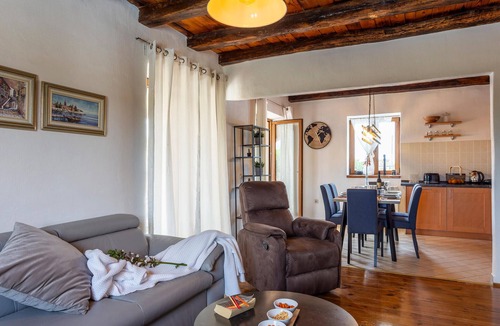 Cabrunici House | Awesome home in Cabrunici