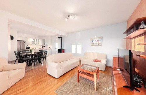 Central Dalmatia House | Awesome home in Blato Na Cetini
