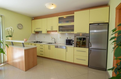 Donji Prolozac House | Awesome home in Donji Prolozac
