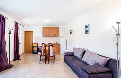 Polaca House | Awesome home in Lisane Tinjske
