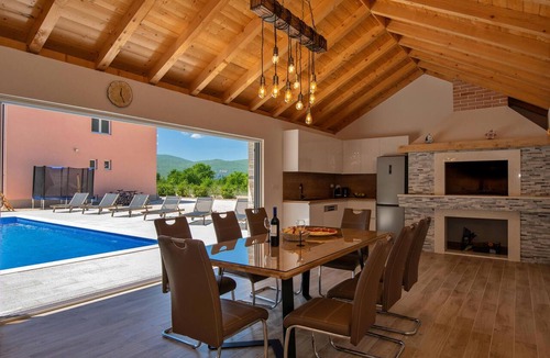 Donji Prolozac House | Awesome home in Prolozac donji