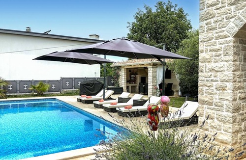 Kastelir House | Awesome home in Kastelir with private swimming pool, can be inside or outside