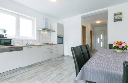 Kapelica House | Awesome home in Labin