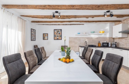 Modrusani House | Awesome home in Modrusani