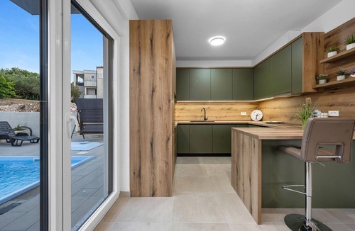 Susica House | Awesome home in Murter
