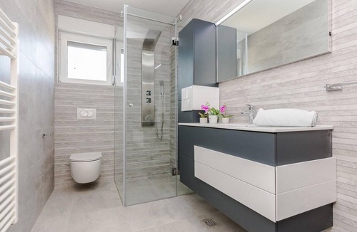 Zaton House | Awesome home in Nin with sauna