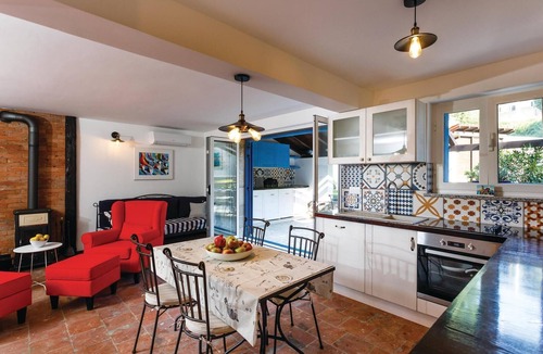 Omisalj House | Awesome home in Omisalj