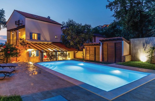 Omisalj House | Awesome home in Omisalj