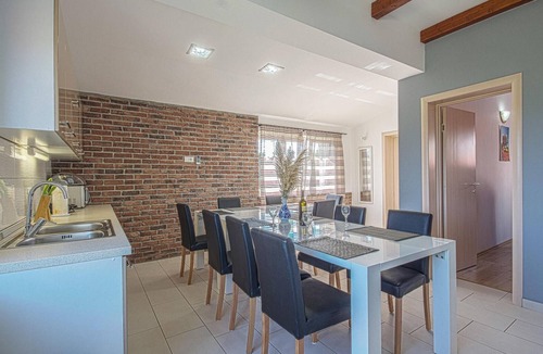 Pavicini House | Awesome home in Pavicini