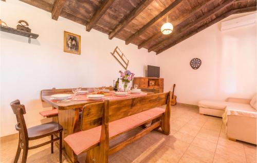 Polaca House | Awesome Home In Polaca