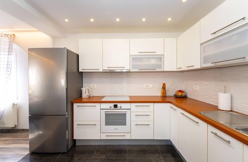 Seline House | Awesome home in Seline with WiFi