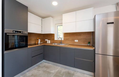Seline House | Awesome home in Seline with WiFi