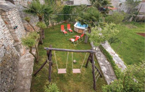 Cabrunici House | Awesome Home In Svetvincenat With Wifi