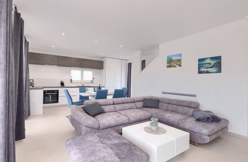 Frata House | Awesome home in Tar-Vabriga