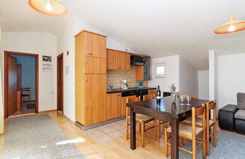 Sveti Filip i Jakov Apartment | Beach front apartment in Sv.Filip i Jakov