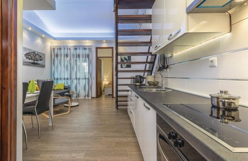 Cervar Porat Apartment | Beach front apartment in Cervar Porat with WiFi