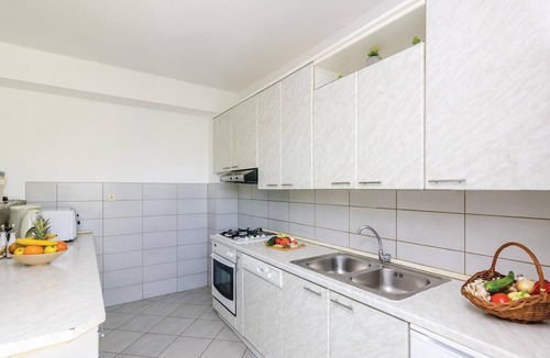 Slano Apartment | Beach front apartment in Slano