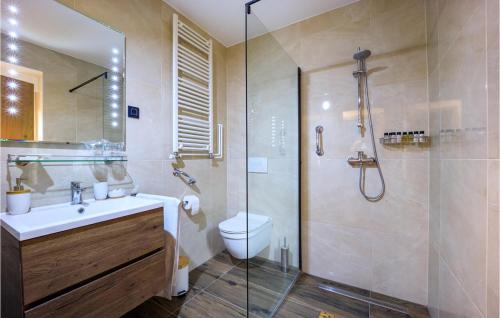 Aljmas House | Beach Front Home In Aljmas
