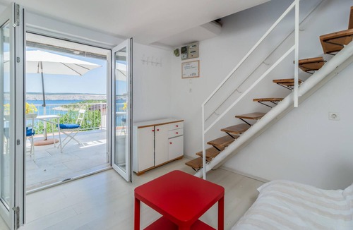 Jadranovo House | Beach front home in Jadranovo with house sea view