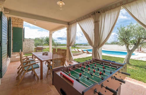 Peruski House | Beach front home in Krnica