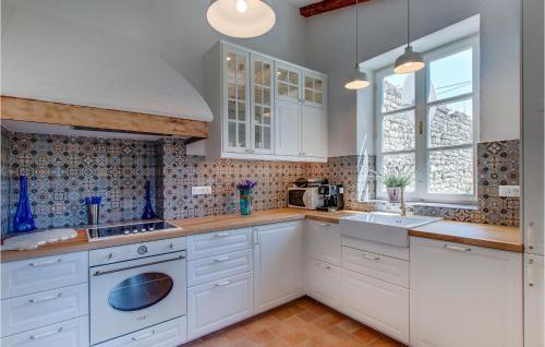 Mali Losinj House | Beach Front Home In Osor