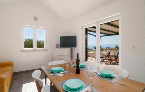 Postira House | Beach Front Home In Postira