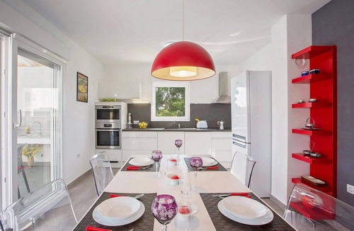 Stinjan House | Beach front home in Pula