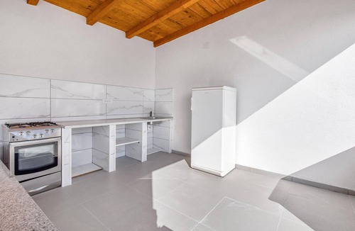 Sarsoni House | Beach front home in Rijeka