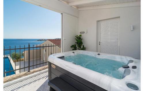 Sevid House | Beach Front Home In Sevid