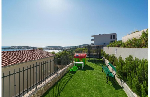 Sevid House | Beach Front Home In Sevid