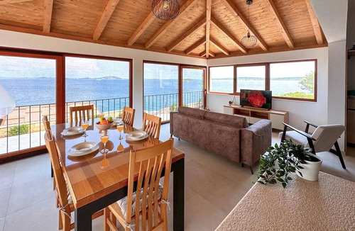 Pasman House | Beach front home in Tkon