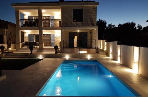 Sevid Villa | Beach Residence MSJ