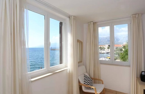 Vinjerac Apartment | Beachfront Apartments Tamarix - Superior One Bedroom Apartment (Grand) 4