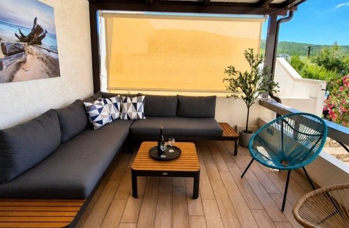 Vinjerac House | Beachfront house with hot tubVinjerac, Zadar (K-21929)