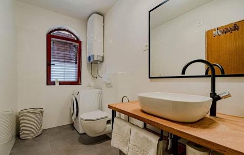 Prigradica Apartment | Beachfront Villa Tempera with Seaview