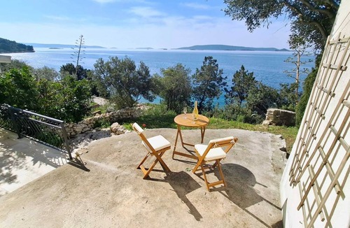Okrug Donji Apartment | Beachside apartment Belle Vue 2