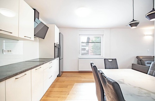Ljubljana Apartment | Beautiful 4-bedroom apartment with AC in charming Ljubljana