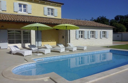 Pavicini Villa | Beautiful 4 bedroom villa on peaceful location in village Pavićini